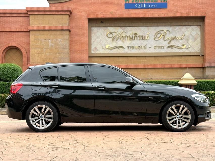 (แจ้งรหัสรถ PJP1007) 2016 BMW 118i Sport รูปที่ 5
