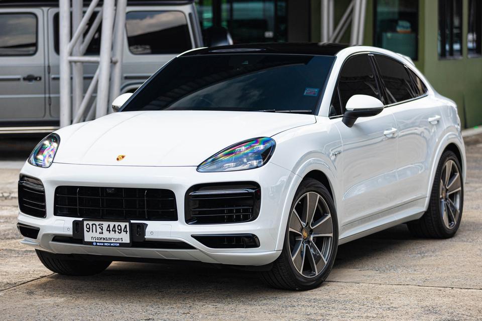 Porsche Cayenne E-Hybrid Coupe ปี 2021 สีขาว