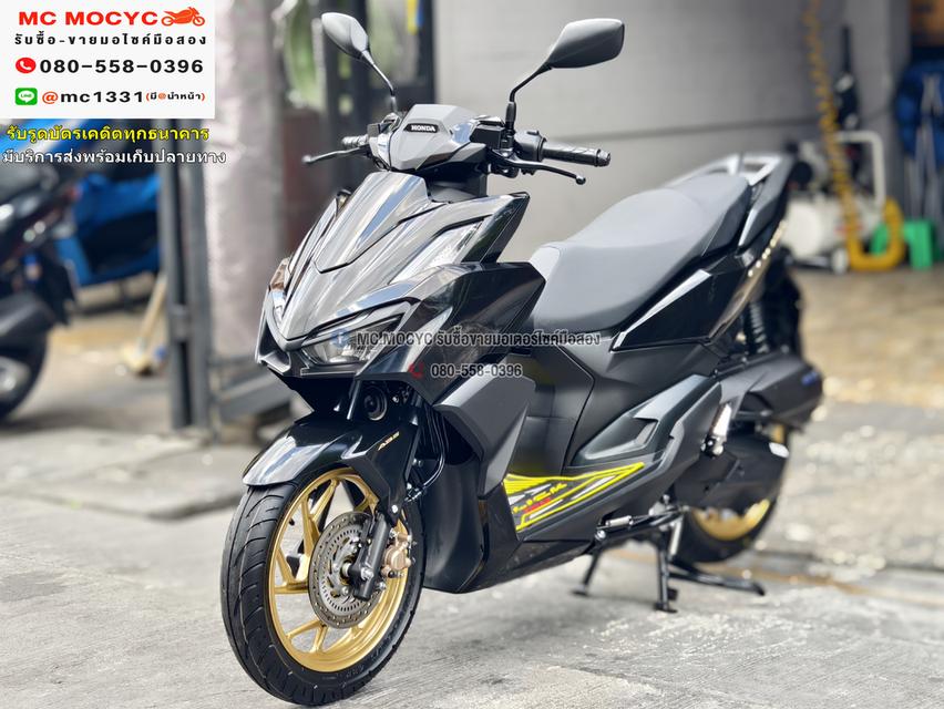 Click 160i 2025 อายุรถ1เดือน วิ่ง500โล รุ่นTop Abs รถบ้านแท้มือเดียวซื้อสด สภาพป้ายแดง No1027