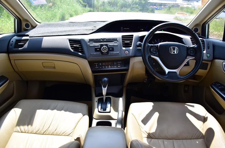HONDA CIVIC 1.8E ปี2012 10