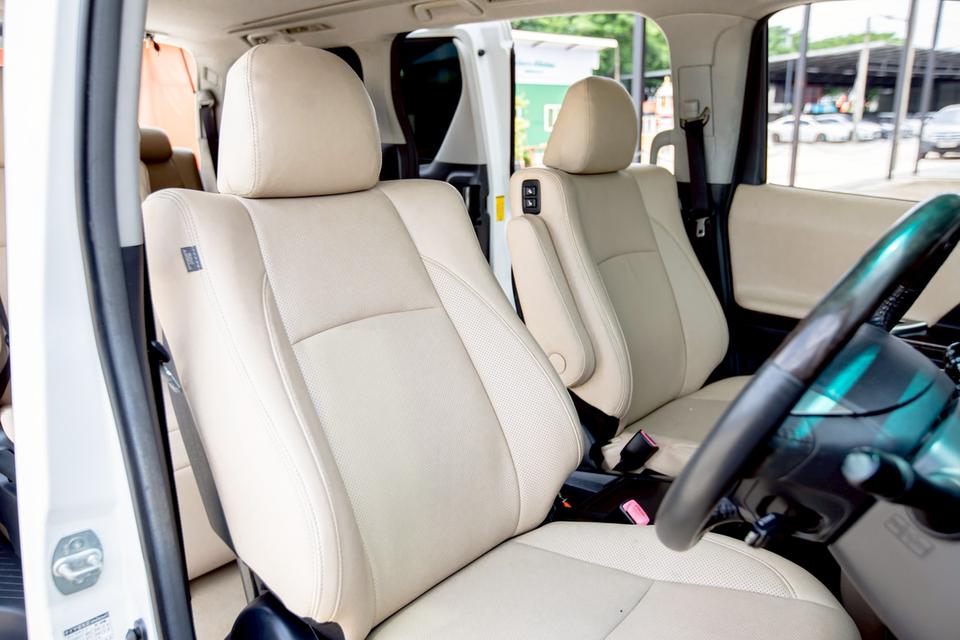 Toyota Vellfire 2.4ZG ปี14 13