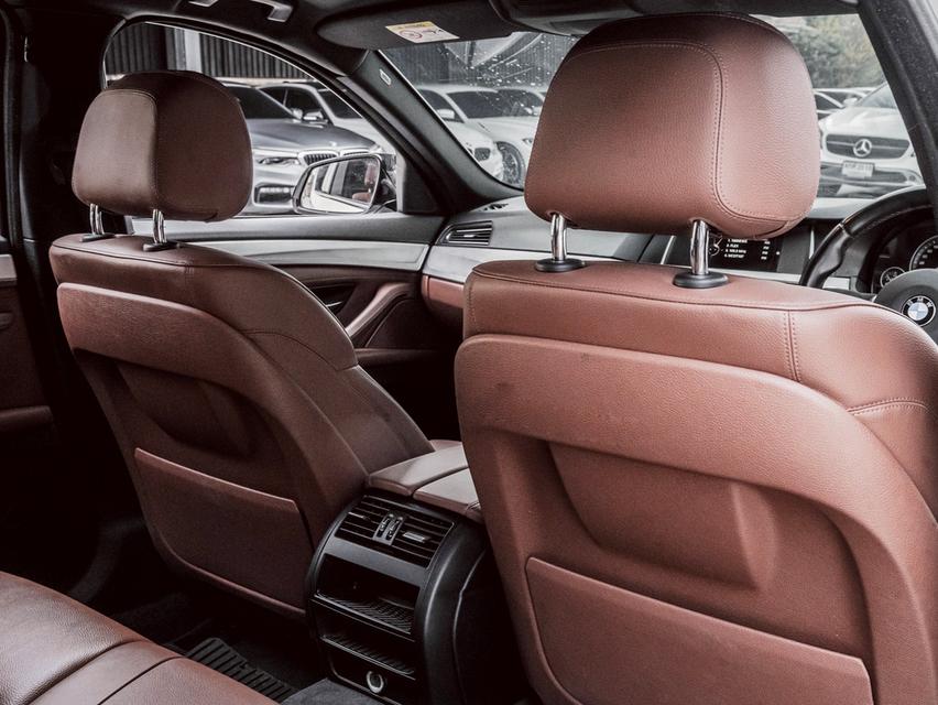 รหัสรถ 67GG4265 🔥 BMW 520d M Sport ปี 2017 (F10 LCI – Minorchange) 🔥 18