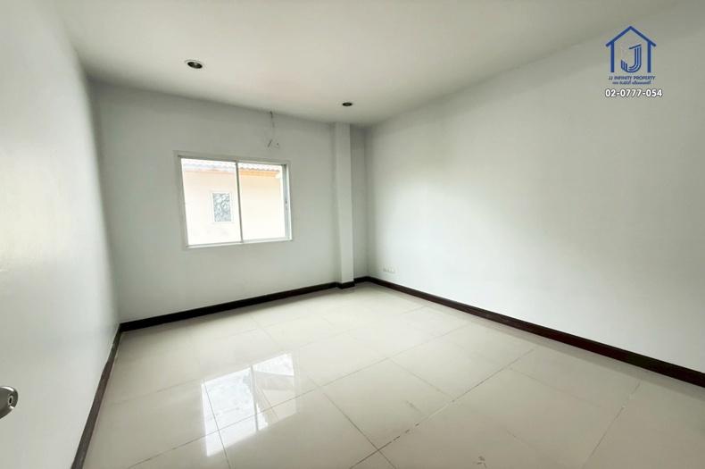 ขายบ้านเดี่ยว 2 ชั้น หมู่บ้านวิสต้า วิลล์ 3 ลำลูกกา-คลอง 8 ถนนรังสิต-นครนายก 9