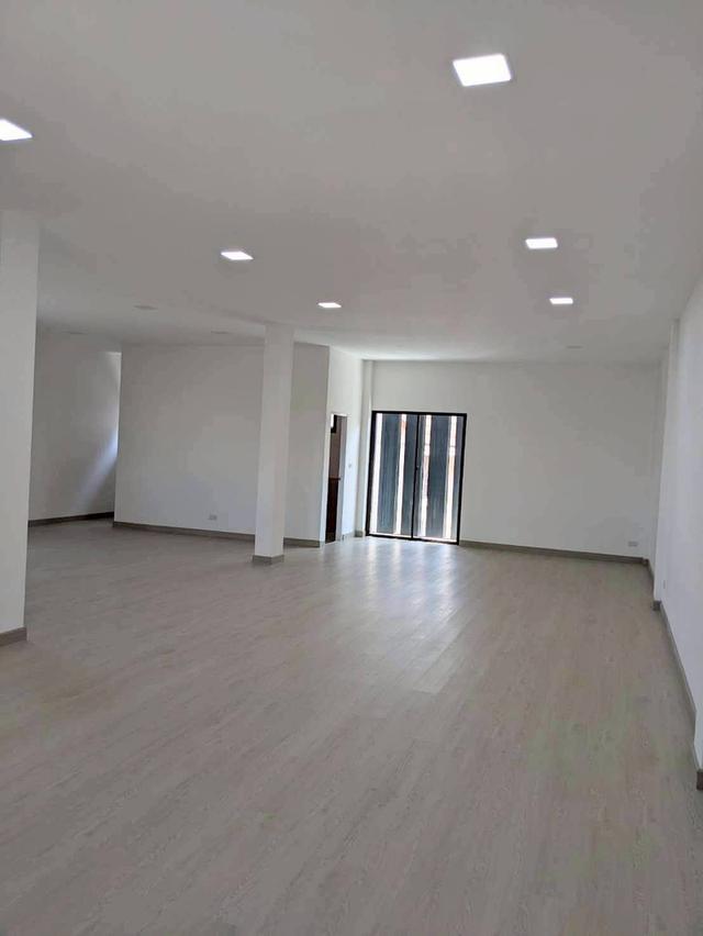 โกดัง ออฟฟิต เช่า ย่านลำลูกกา 9