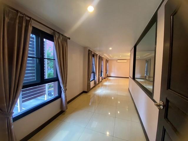 ให้เช่าอาคารสำนักงาน 3 ชั้น 728 ตรม. ถ.โกสุมร่วมใจ ซอยประชาอุทิศ 15 ใกล้สนามบินดอนเมือง 6
