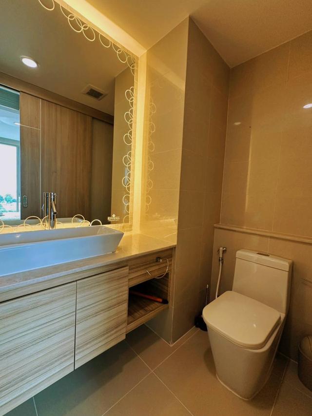 Beachfront Riviera Wongamat Pattaya 3.25 million 7