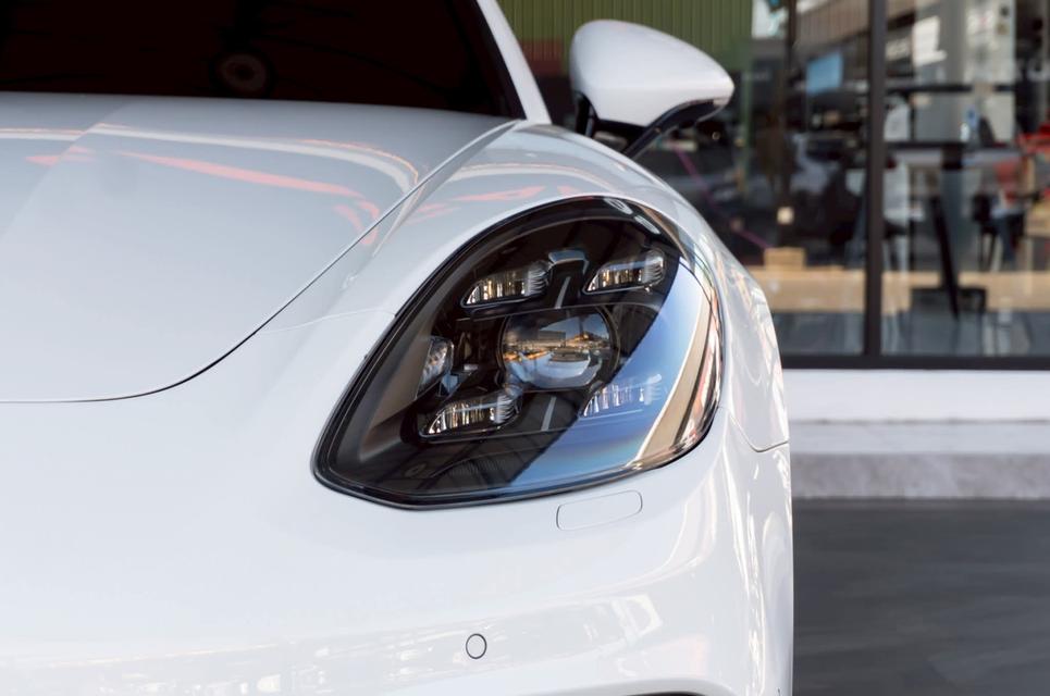 Panamera 2.9 4 E-Hybrid10YEAR รูปที่ 4