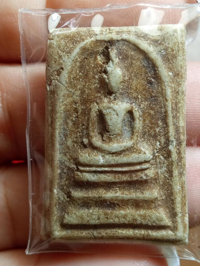 แบ่งปันพระสมเด็จวัดระฆังเก่าเก็บหมดแล้วหมดเลย