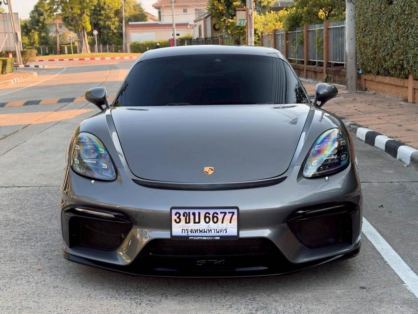 Porsche 718 Cayman ปี 2017