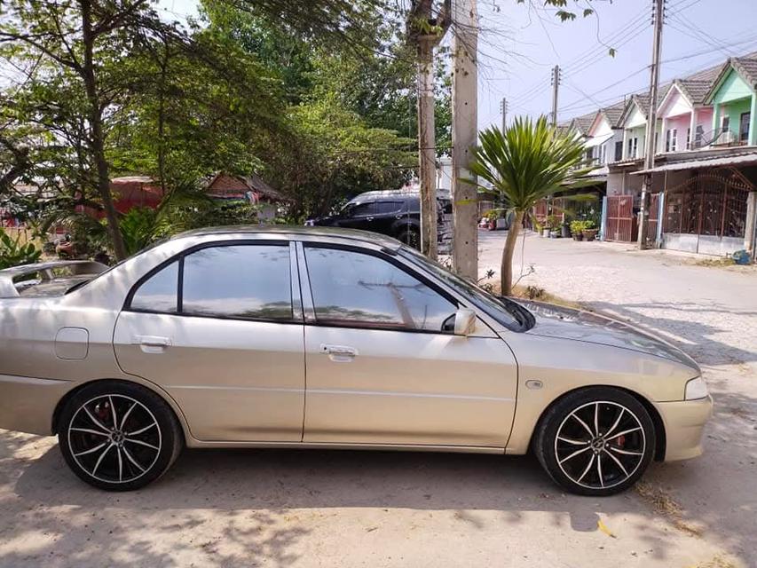 Mitsubishi lancer ท้ายเบนซ์ 4