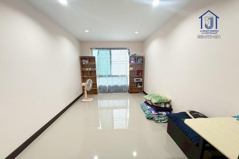 ขายทาวน์โฮม 2ชั้น หมู่บ้านเด่นชัย ประชาอุทิศ 90 ใกล้วงแหวนกาญจนาภิเษก 7