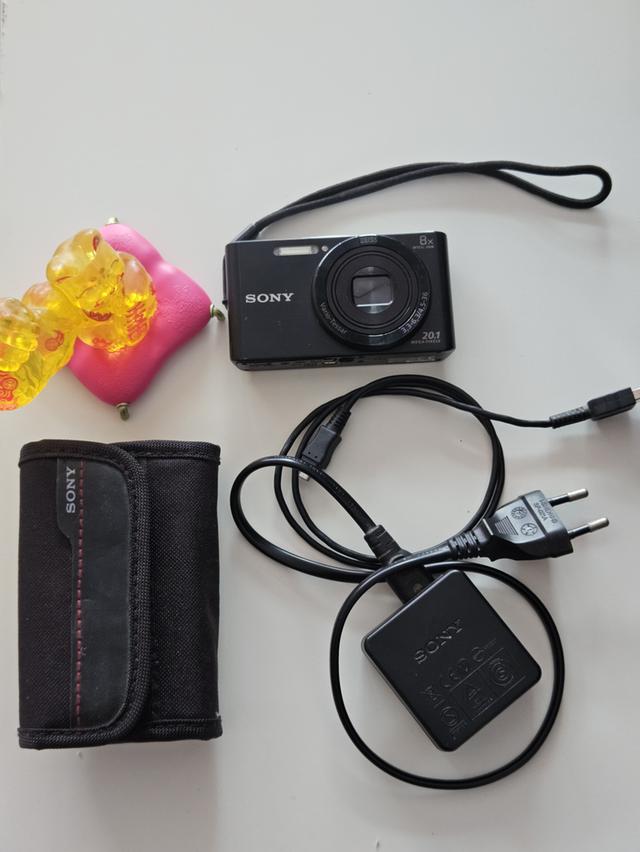 Sony CybershotW830