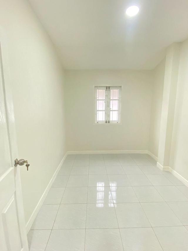 ขายบ้านเดี่ยว 2 ชั้น เนื้อที่ 44.8 ตร.วา หมู่บ้านแคทลียา ถนนหทัยราษฎร์ 37 แขวงสามวาตะวันตก เขต คลองสามวา 11