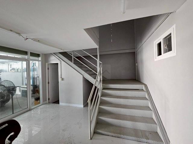 ให้เช่าโกดังใหม่ พร้อมออฟฟิศ 2 ชั้น 310 ตรม. ทำเลศักยภาพ ซอยบางนา 49 บางนา ตราด กม.7 7