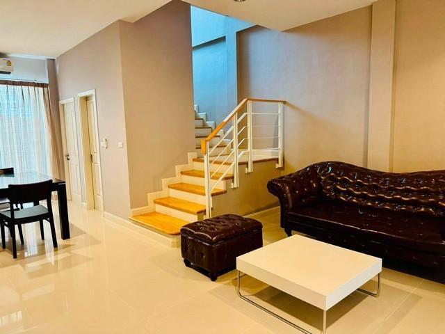 ให้เช่าและขาย ทาวน์โฮม 3 ชั้น หลังมุม ซอยลาดปลาเค้า79 หมู่บ้าน บ้านกลางเมือง Urbanion เกษตรนวมินทร์ 2 4