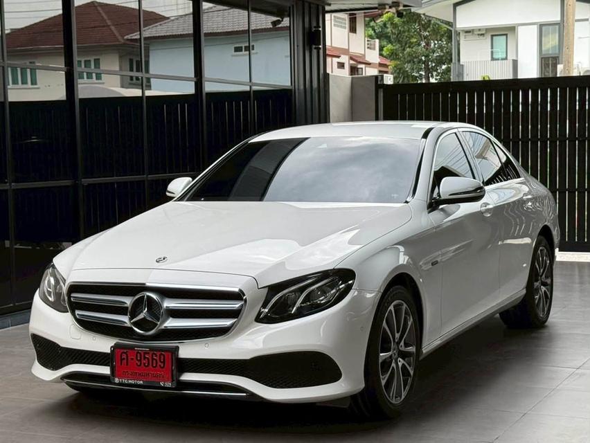 Mercedes Benz E300e AV ปี2021 วิ่ง 80000 KM