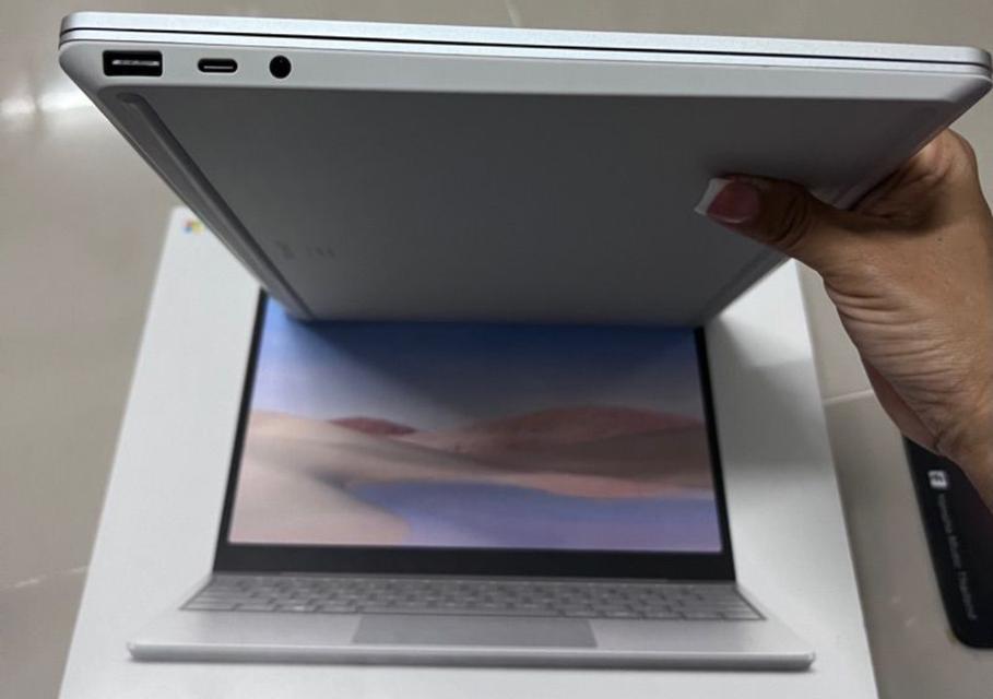 ปล่อย Notebook Surface Laptop Go 4