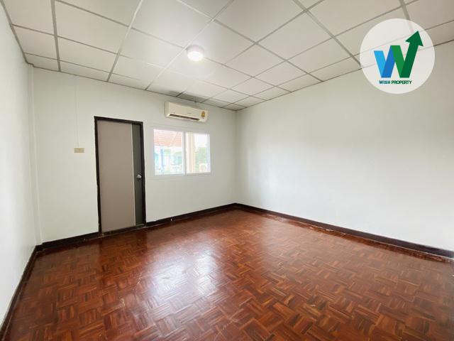 ทาวน์เฮ้าส์ รุ่งกิจวิลล่า 7 ร่มเกล้า ขาย (เหมาะกับการอยู่อาศัย หรือปล่อยเช่า) 6