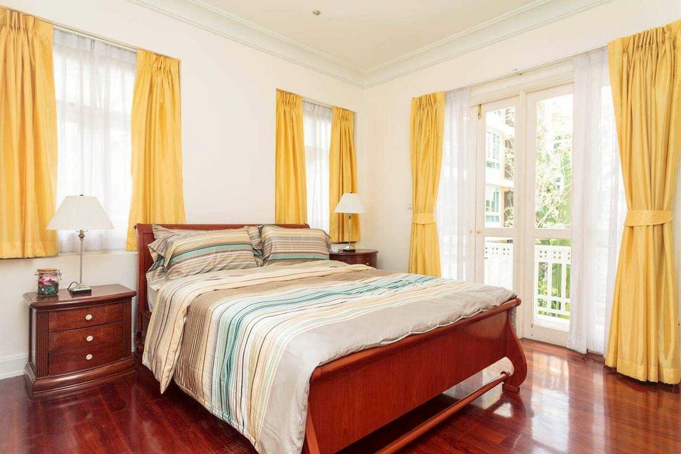 ขายบ้านเดี่ยว 2 ชั้น พร้อมที่ดิน ขนาด 133.7 ตรว. สุขุมวิท 33 ตรงข้ามห้างเอ็มสเฟียร์ ใจกลางสุขุมวิท ใกล้ BTS พร้อมพงษ์ และ EmDistrict 5