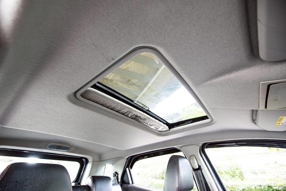Ford EcoSport 1.5 Titanium Sunloof ปี 2015 สีเทา  13