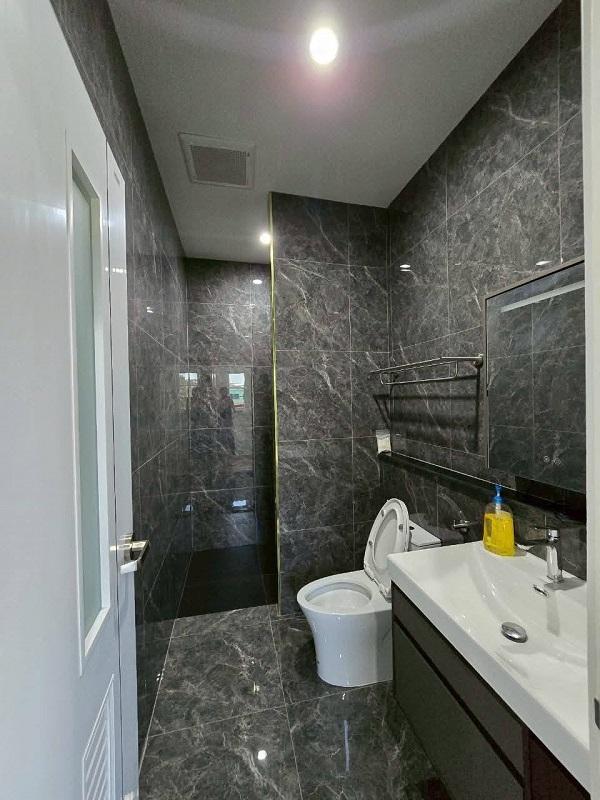 #ให้เช่าโกดังโฮมออฟฟิศพุทธมลฑลสาย2 ใกล้สมาคมชาวปักใต้  พื้นที่ใช้สอย 405. ตร.ม. บนเนื้อที่ 120 ตร.ว. ไฟฟ้า 3 เฟส รับน้ำหนักได้ 3 ตัน / ตรม. 9