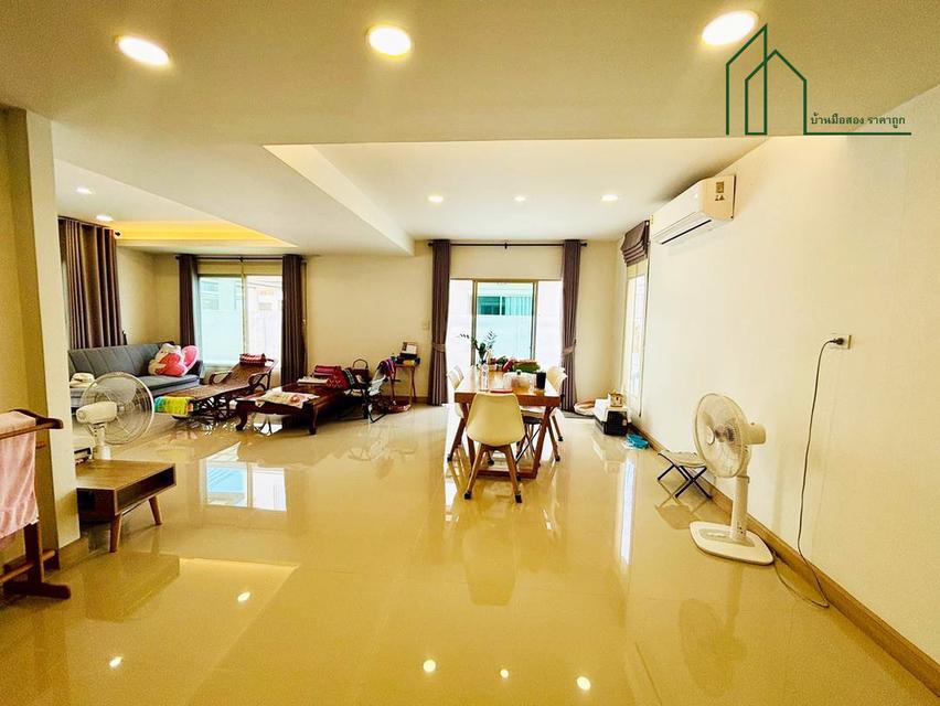 บ้านแฝดสไตล์บ้านเดี่ยว 2 ชั้น Life in the Garden โรงโป๊ะ-มอเตอร์เวย์ ชลบุรี 4