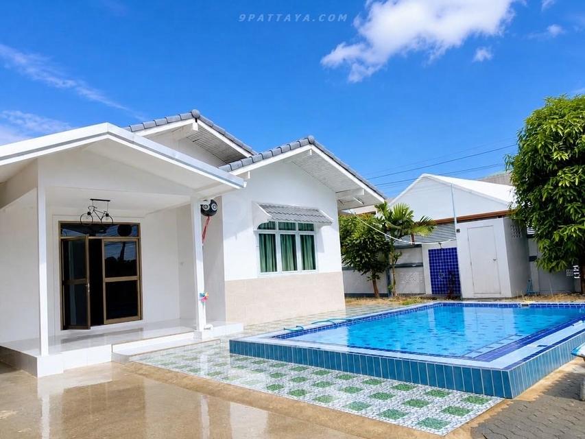For Sale — Renovated Pool Villa near Sukhumvit-Naklua PattayaRenovated detached house with private swimming pool for rent or sale in North Pattaya 5