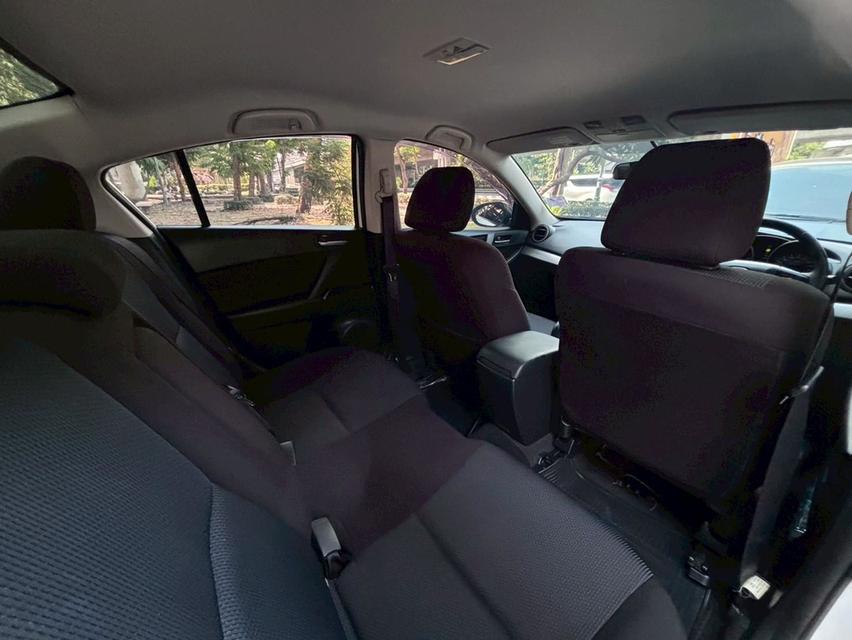 MAZDA3 1.6 SPIRIT 4DR. ปี 2012 รูปที่ 11