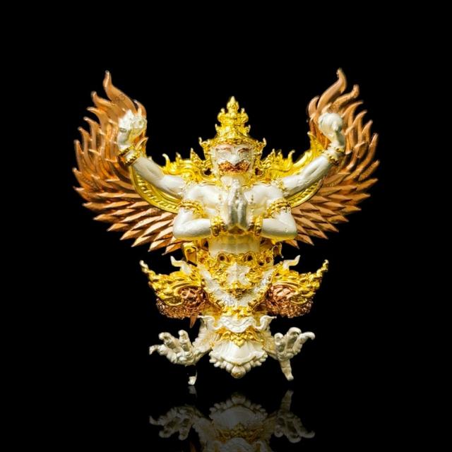 พญาครุฑ รุ่นเศรษฐีมหาอำนาจ พระอาจารย์อำนาจ อาทิตฺตวณฺโณ สำนักสงฆ์เขาสามล้าน จ.ชุมพร 📌 จัดสร้างปี พ.ศ. 2568