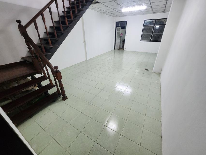 ขาย ทาวน์เฮ้าส์ 2 ชั้น หมู่บ้านพจนานันท์ ซอยนนทบุรี 20 12