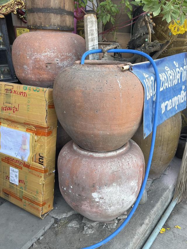 โอ่งโบราณ โอ่งเก่า โอ่งไทย และโอ่งจีน รูปแบบต่างๆ ใบใหญ่ ภาชนะดินเผาโบราณ รูปที่ 10