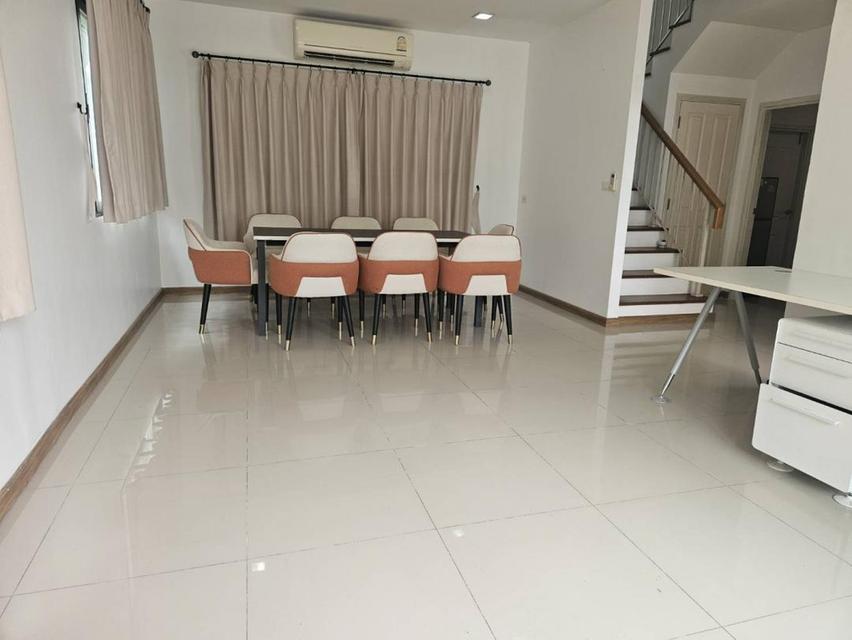 ให่เช่าบ้าน 3 ชั้น 5 ห้องนอน 4 ห้องน้ำน โกลเด้น เพรสทีจ วัชรพล-สุขาภิบาล 5 3