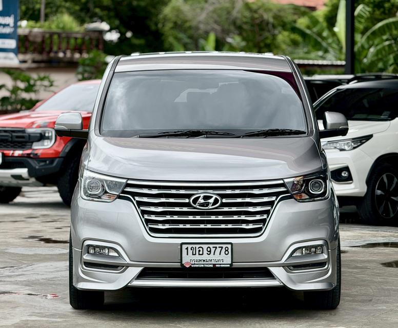 HYUNDAI GRAND STAREX 2.5 PREMIUM 2019