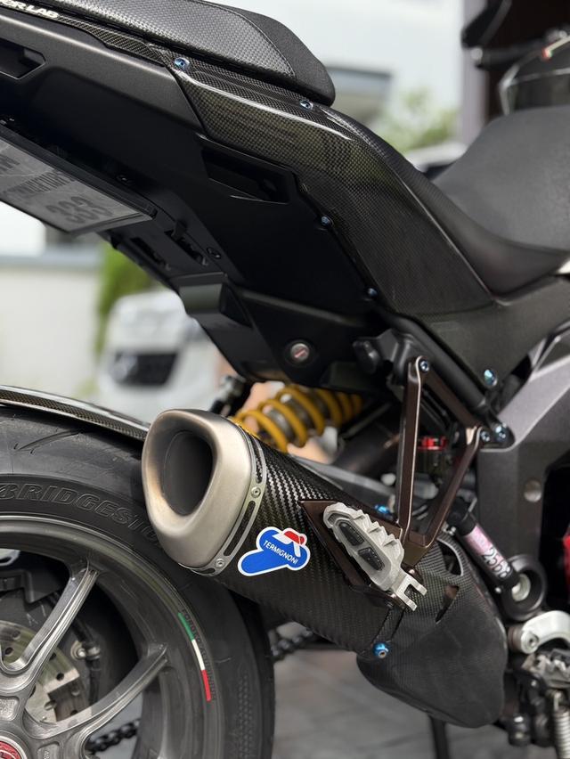 Ducati 8