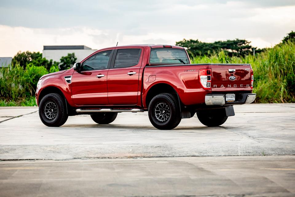 Ford Ranger Hi-lander 4 ประตู 2.2 XLT เกียร์ MT ปี 2013 สีแดง สภาพดี 10