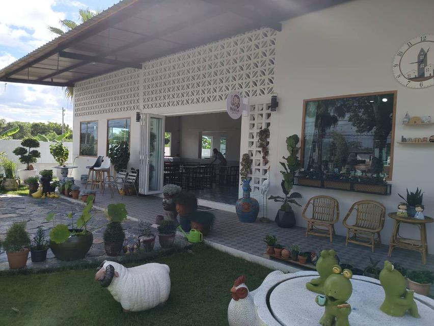 MeKhun Cafe and Bistro (มีคุณ คาเฟ่ แอนด์ บิสโทร) ร้านอาหาร คาเฟ่ เสื้อผ้ามือสอง และของตกแต่งบ้าน ราชบุรี 7