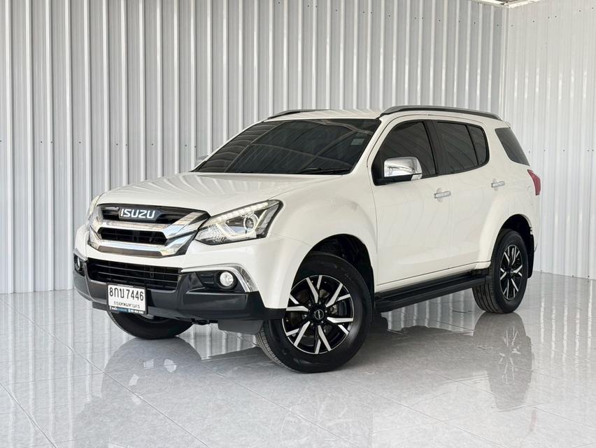 มือเดียว Isuzu Mu-x 3.0DVD Navi ฟรีดาวน์