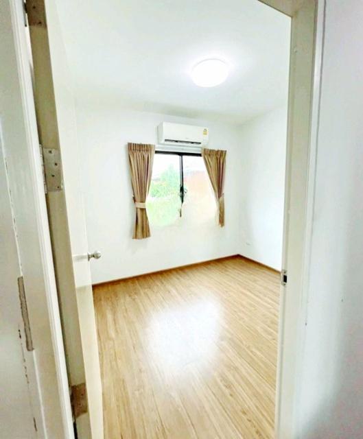 รพ.ทหารอากาศ สีกัน 1 กม.ดอนเมือง-สรงประภา ให้เช่าทาวน์โฮม 2 ชั้น 18 ตร.ว. 145 ตร.ม. เทคนิคดอนเมือง 700 ม. 3 นอน 2 น้ำ 8