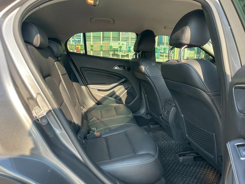 รหัสรถ PJP5575 2018 BENZ GLA200 รูปที่ 9