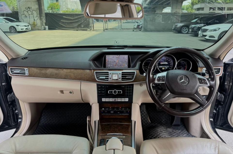 Mercedes Benz E300 Bluetec Hybrid W212 ปี 2013