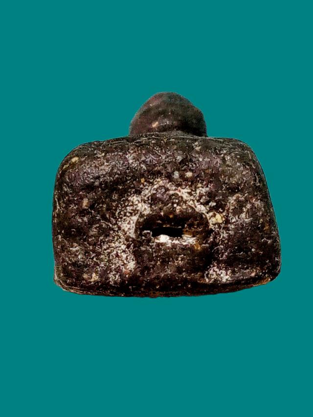 หลวงปู่ทวดเนื้อว่าน 97 พิมพ์พระรอด 5