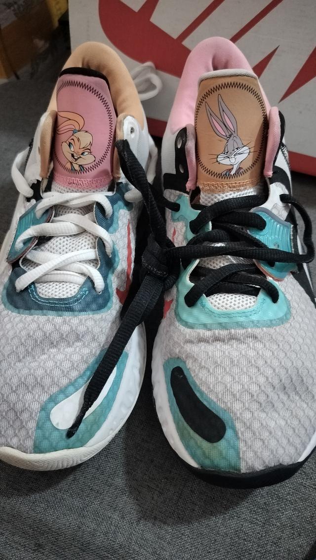 รองเท้ามือ2 3