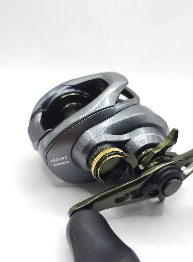 Shimano​ Curado DC 150HG รอบ 7.4ขวา กล่องครบ แต่งใส่คลิกเสียงปลาลากPintowat สภาพสวยมีรอยการใช้งานตามรูป หมุนลื่นๆเนียนๆชิฟวี๊ดๆ สายช่อน ชะโดจัดไปครับค 5