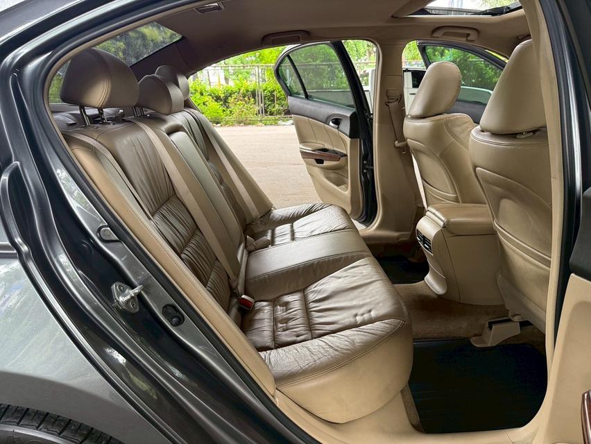 ขายรถ Honda Accord 2.4JP CBU ปี 2012 สีเทา เกียร์ออโต้ 10