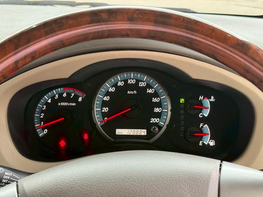 2011 TOYOTA INNOVA 2.0V 13