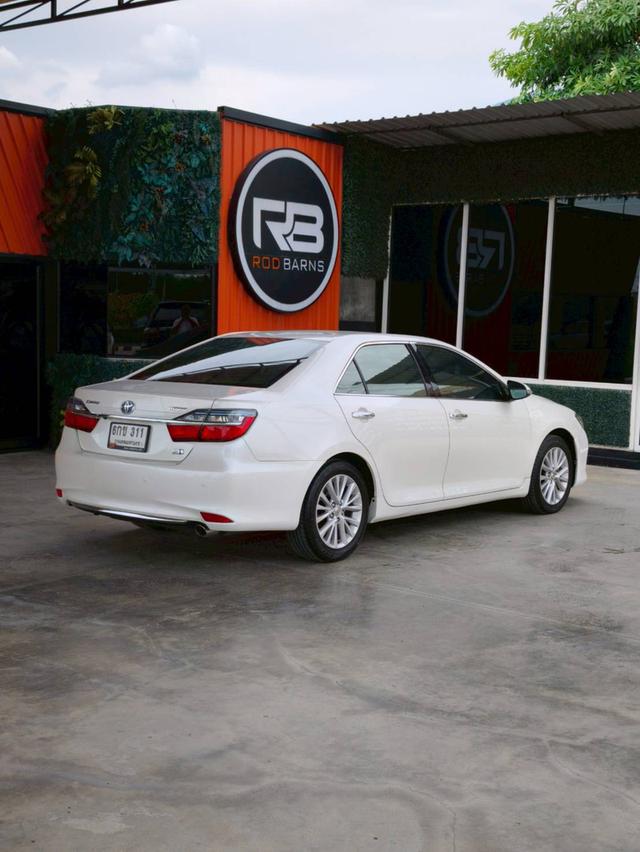 Toyota Camry 2.5 Hybrid Premium