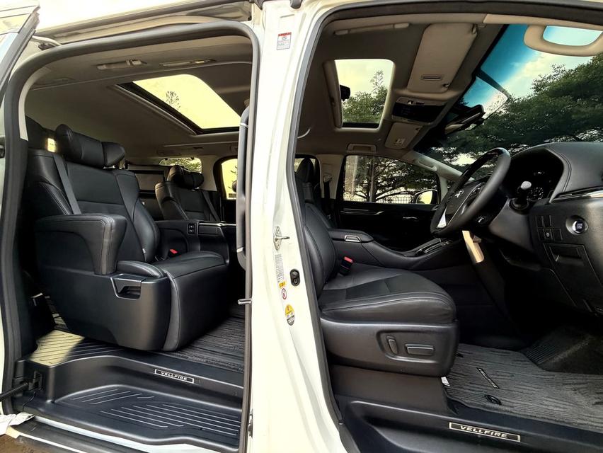 Toyota vellfire zg edition ปี2016 รถศูนย์ไทย รูปที่ 17