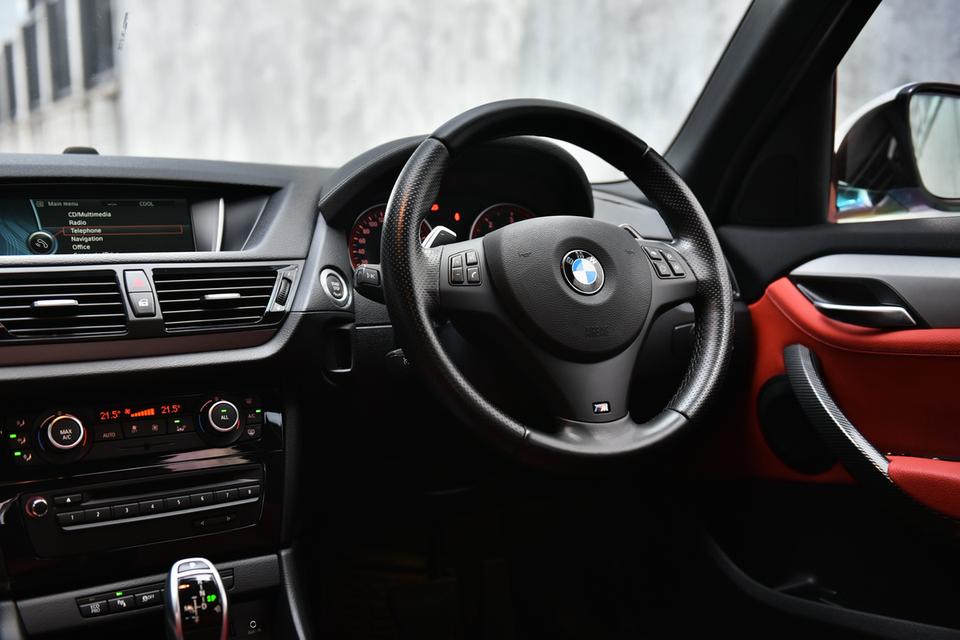 🎊"TOP OPTION ดีเซล M SPORT รถศูนย์ BMW THAILAND ทะเบียนคืน"🎊  🎖️2015 รูปที่ 9