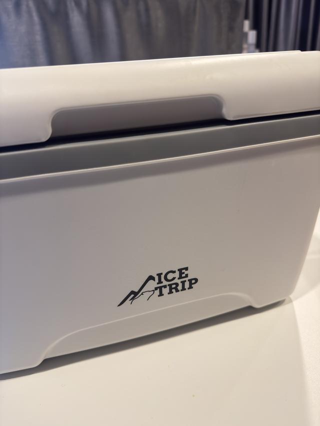 กระติกน้ำเก็บความเย็น ICE-TRIP ขนาด 8 ลิตร