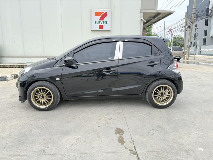 HONDA BRIO 1.2 V AIRBAG ABS AUTO ปี 2012เครื่องดี เกียร์ดี ช่วงล่างดี สีเต็มสวย ภายในสวยเบาะผ้า เบาะหลังพับได้ แอร์เย็ รูปที่ 9